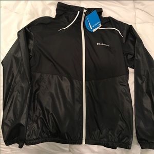 New Columbia Women’s Black Windbreaker